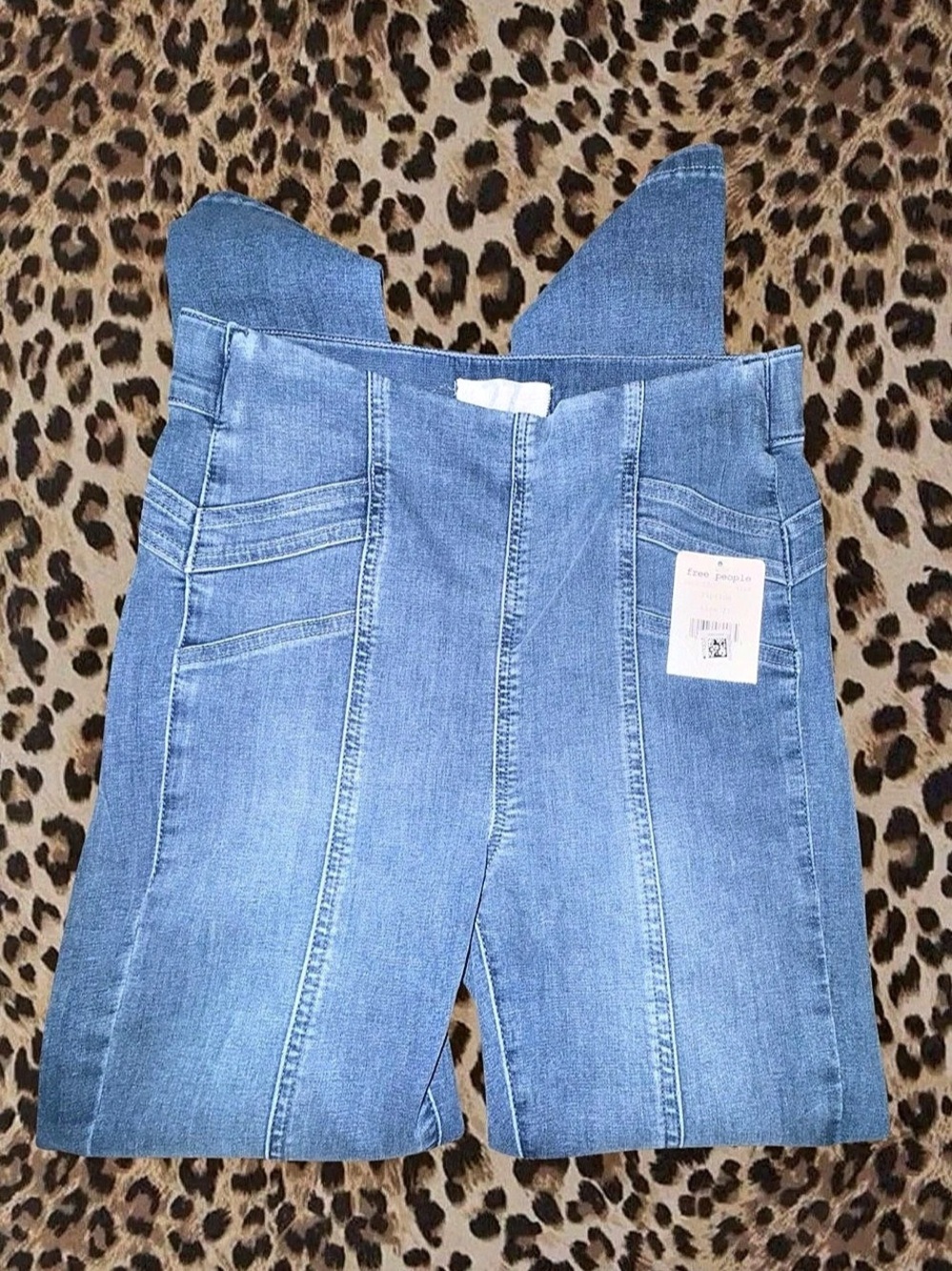 Free people Women's Boot Cut Jeans in Blue NWT